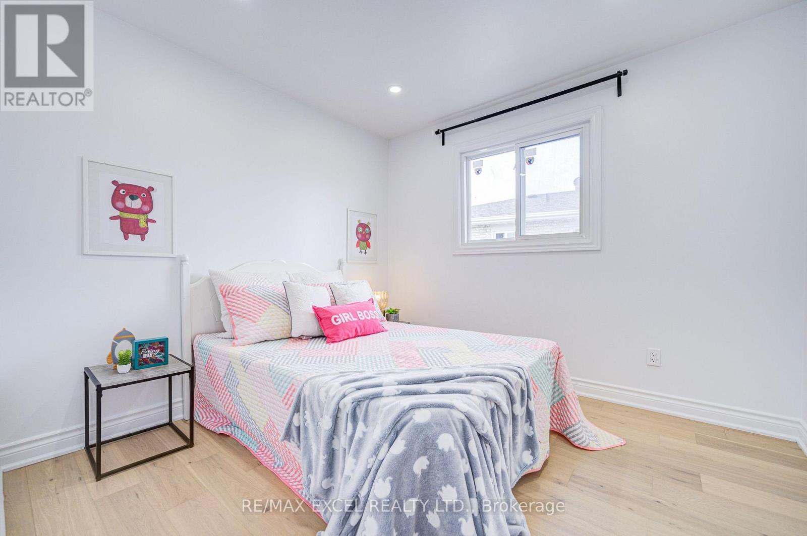 8 Simsbury Court, Markham (Milliken Mills West), Ontario  L3R 3G7 - Photo 17 - N13781606