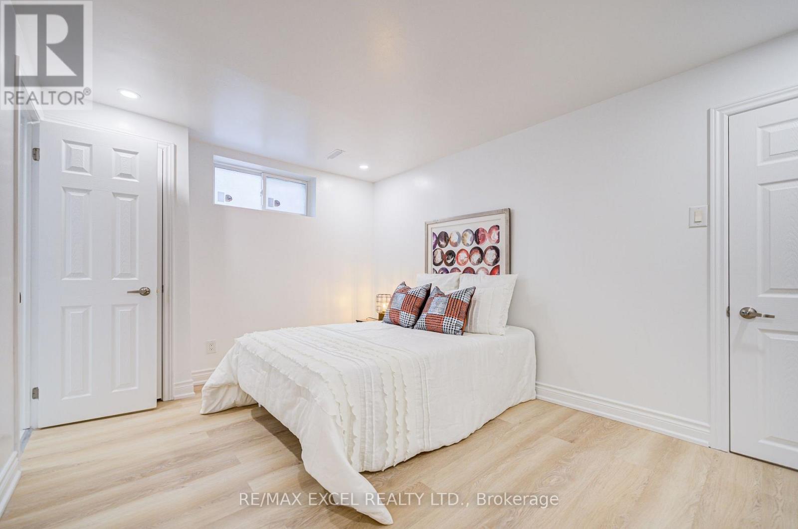 8 Simsbury Court, Markham (Milliken Mills West), Ontario  L3R 3G7 - Photo 44 - N13781606