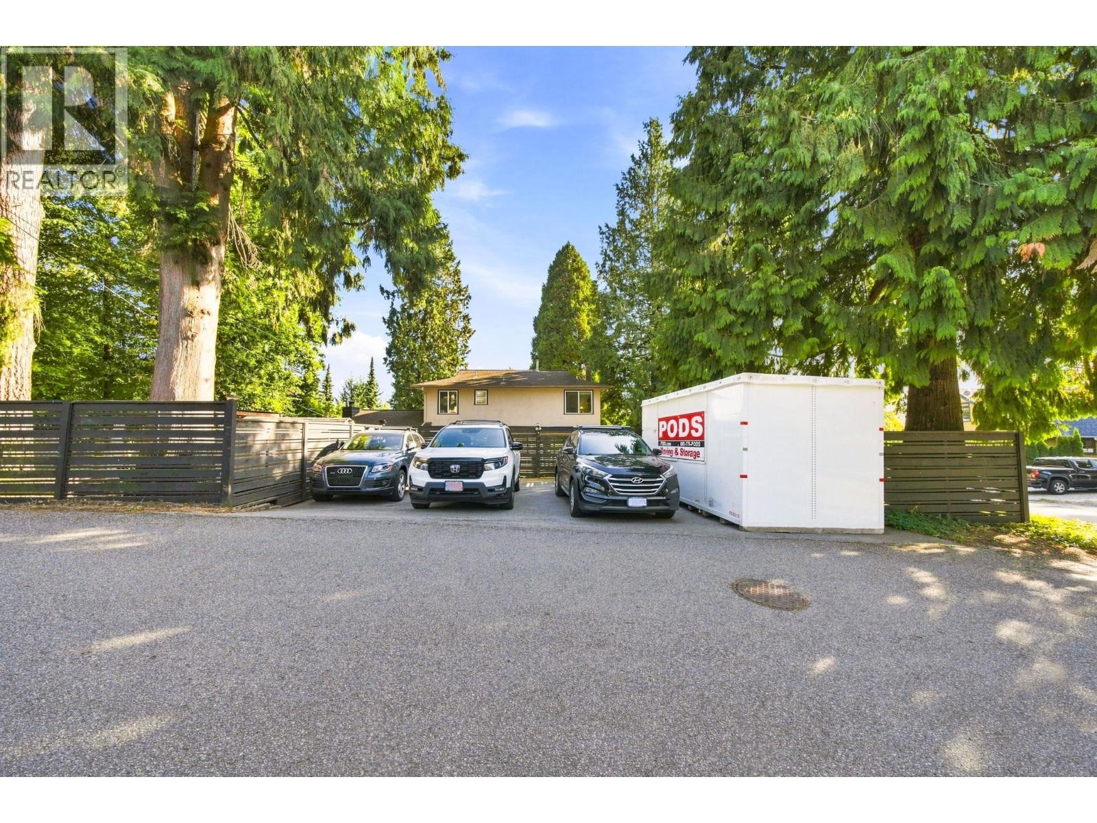 300 E 25th Street, North Vancouver, British Columbia  V7N 1A3 - Photo 37 - R3164981