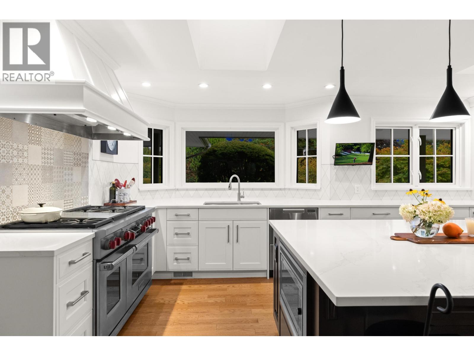 885 Margaree Place, West Vancouver, British Columbia  V7T 2J5 - Photo 7 - R3165020