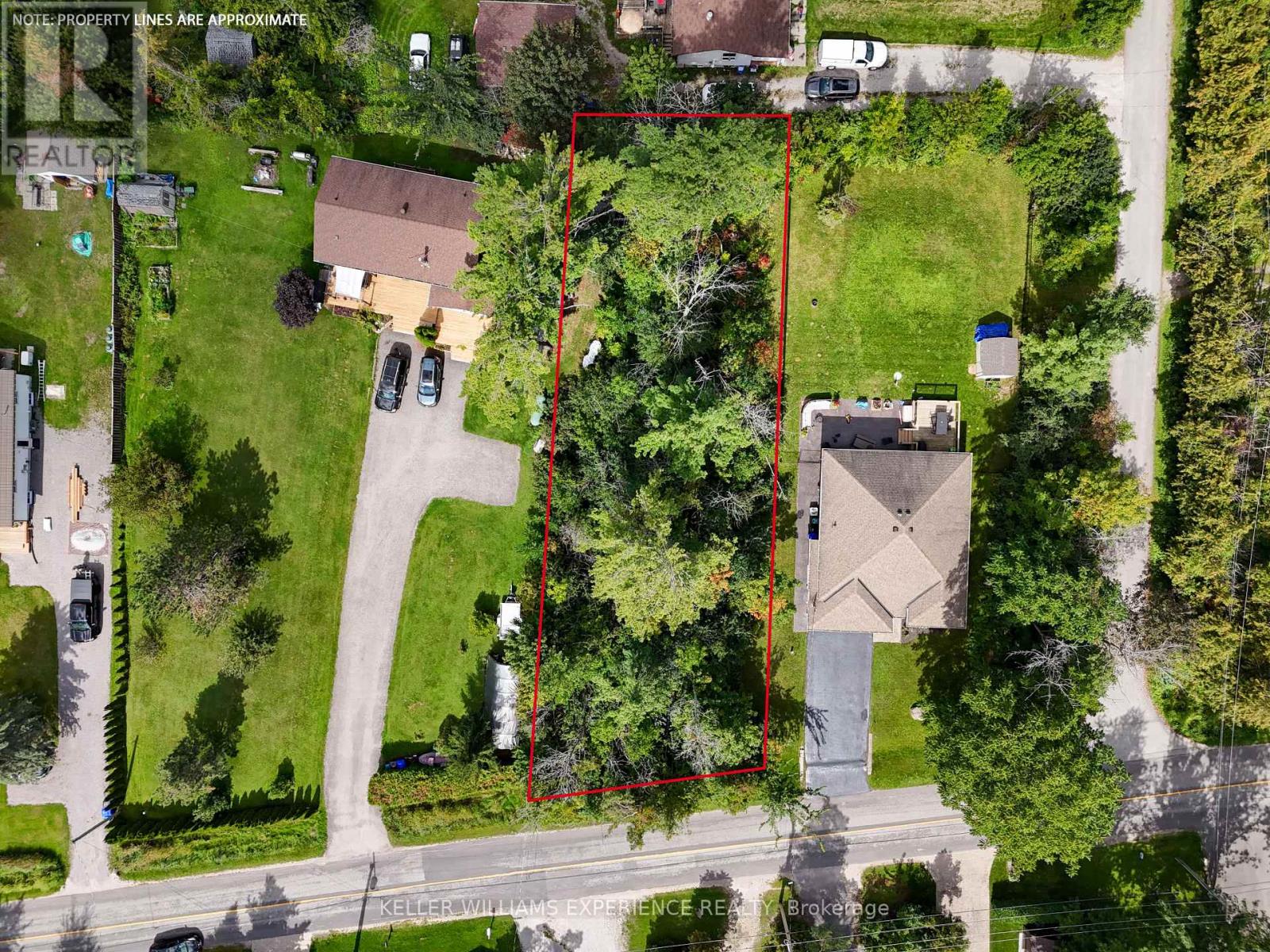108 Lakeshore Road E, Oro-Medonte, Ontario  L0L 2E0 - Photo 2 - S13781656