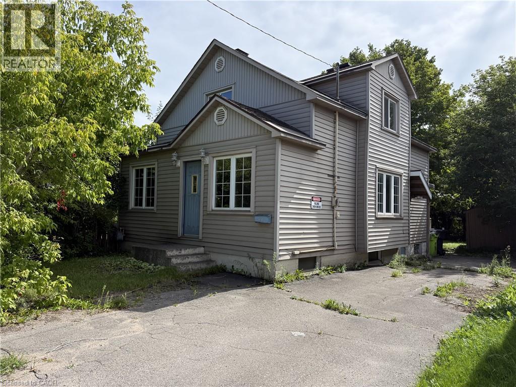651 Wallace Terrace