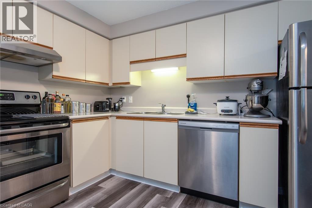 35 Green Valley Drive Unit# 914, Kitchener, Ontario  N2P 2A5 - Photo 15 - 40862977