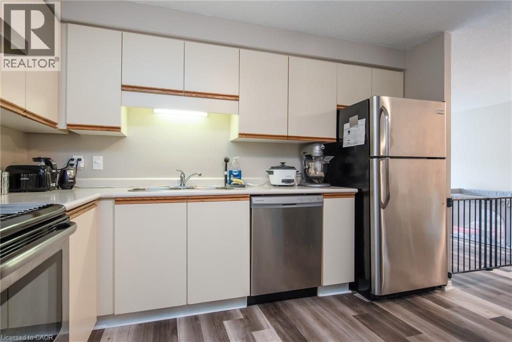 35 Green Valley Drive Unit# 914, Kitchener, Ontario  N2P 2A5 - Photo 16 - 40862977