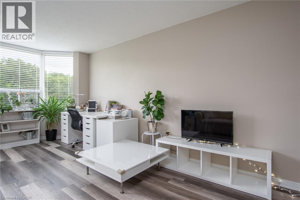35 Green Valley Drive Unit# 914, Kitchener, Ontario  N2P 2A5 - Photo 6 - 40862977