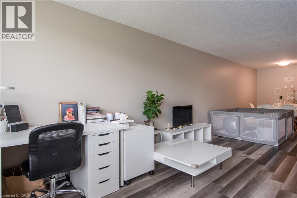35 Green Valley Drive Unit# 914, Kitchener, Ontario  N2P 2A5 - Photo 8 - 40862977
