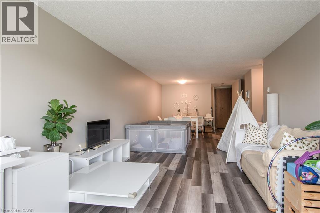 35 Green Valley Drive Unit# 914, Kitchener, Ontario  N2P 2A5 - Photo 9 - 40862977