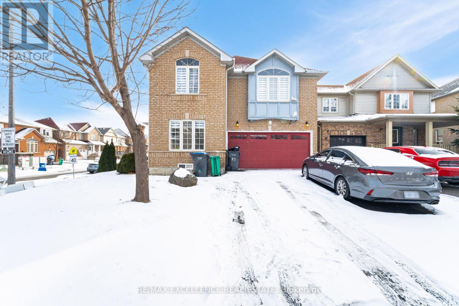 9 Continental Road, Brampton, Ontario  L7A 2H4 - Photo 4 - W13781528