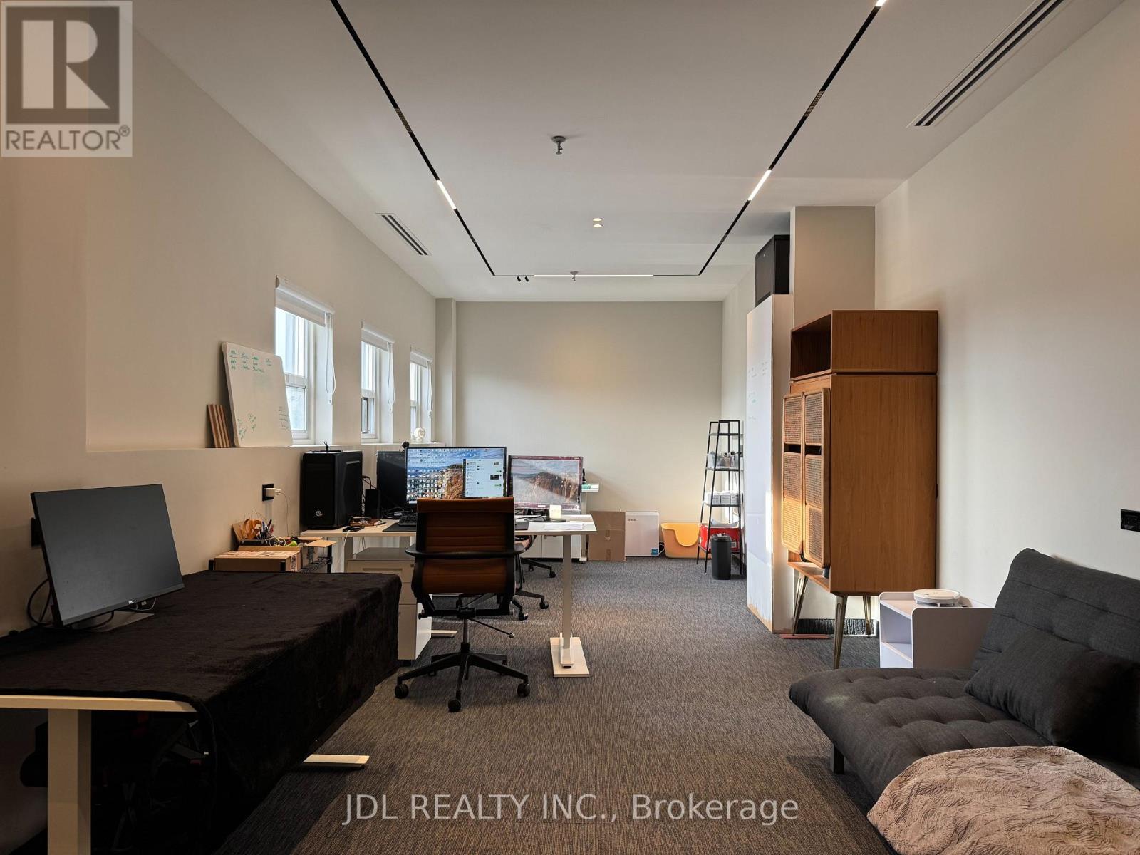 185 Bridgeland Avenue, Toronto, Ontario  M6A 1Y7 - Photo 7 - W13781600