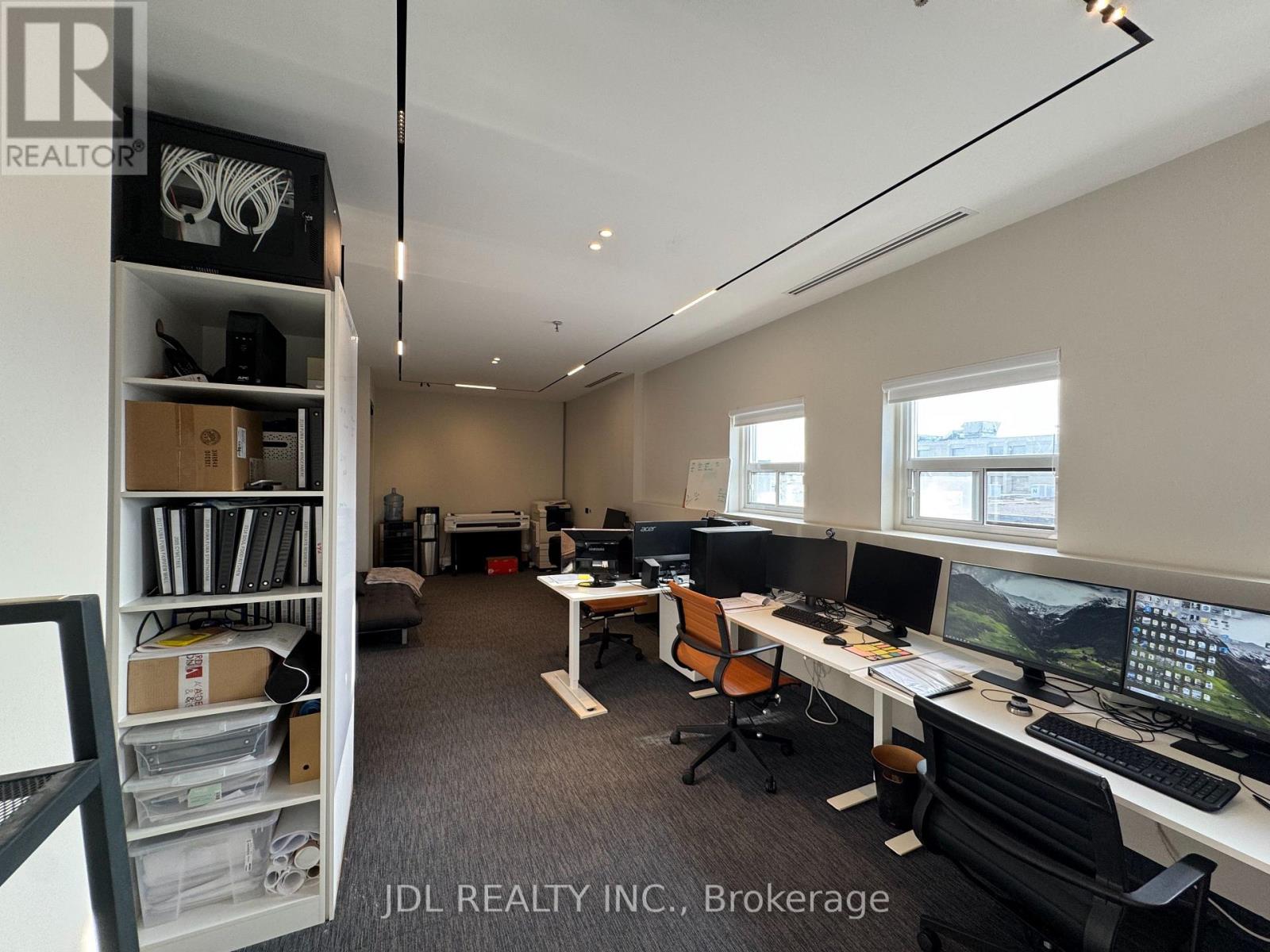 185 Bridgeland Avenue, Toronto, Ontario  M6A 1Y7 - Photo 8 - W13781600