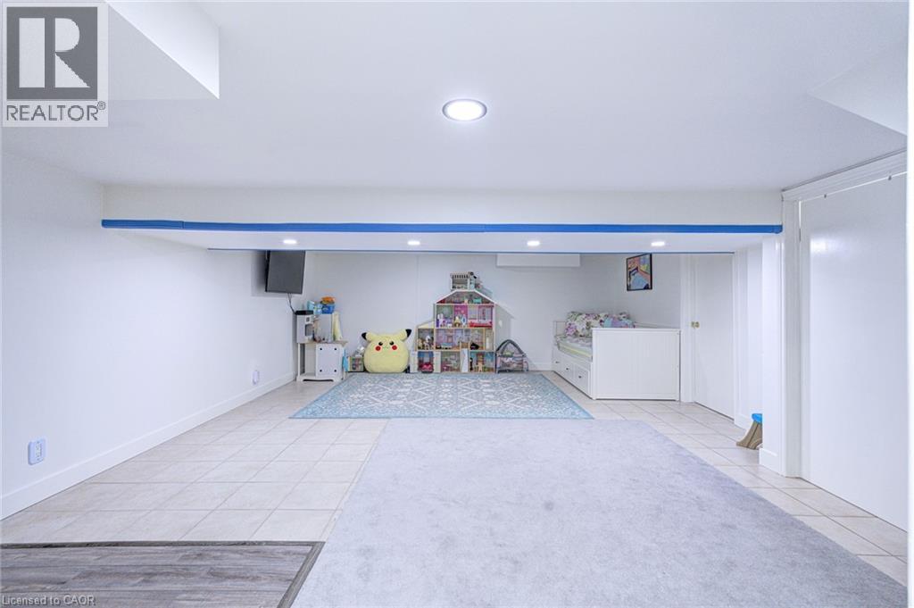 214 Merrilee Crescent, Hamilton, Ontario  L9A 5E2 - Photo 35 - 40847319