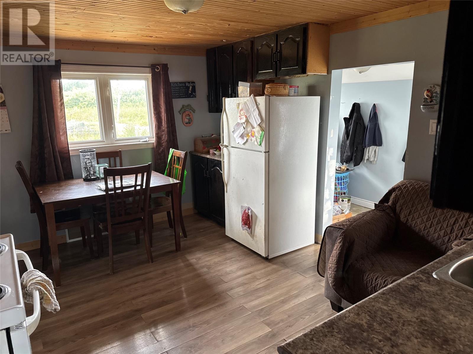 7-11 English Hill, Carbonear — photo 5