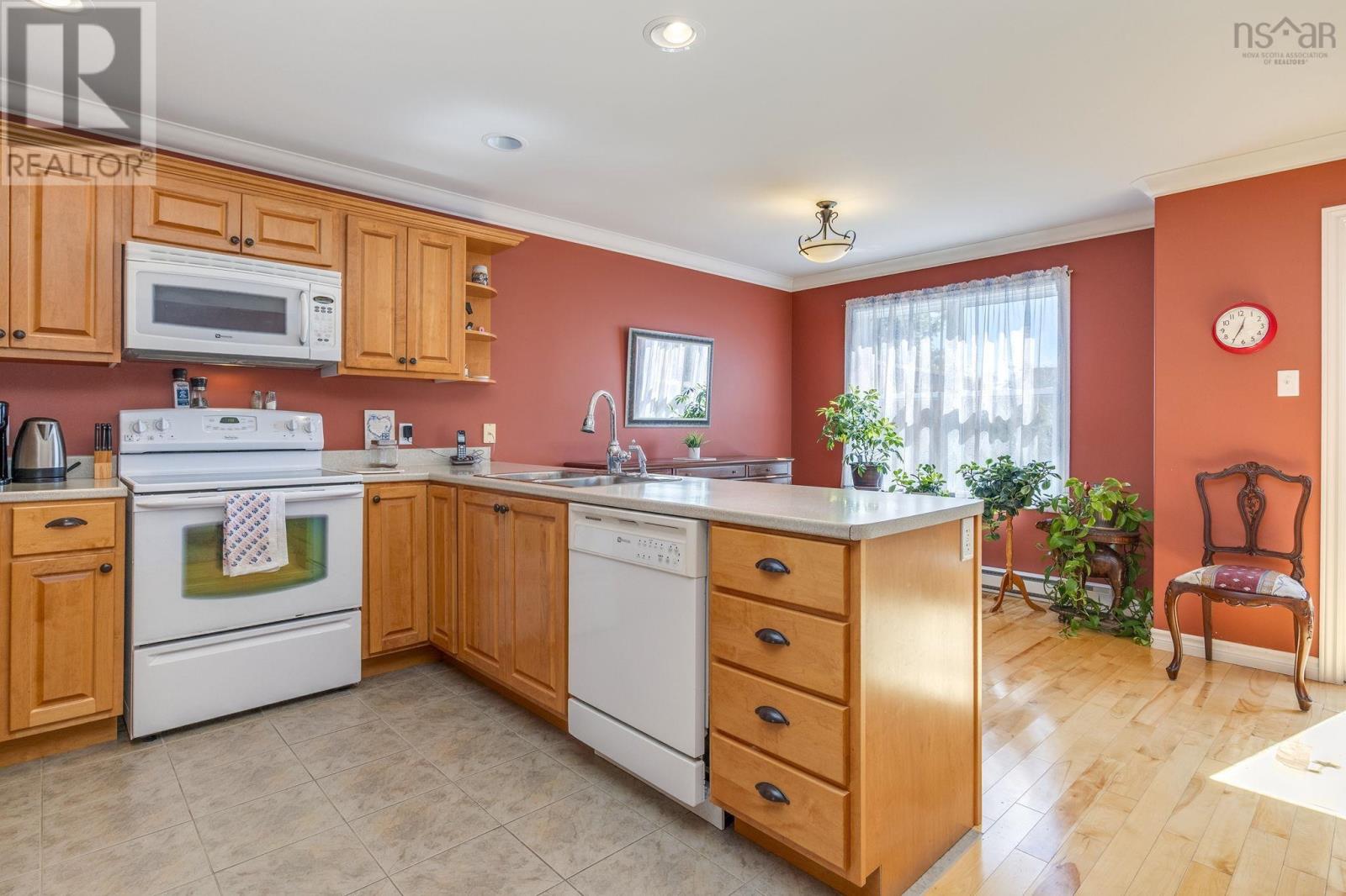 76 Outrigger Crescent, Halifax, Nova Scotia  B3M 4V8 - Photo 22 - 202623237