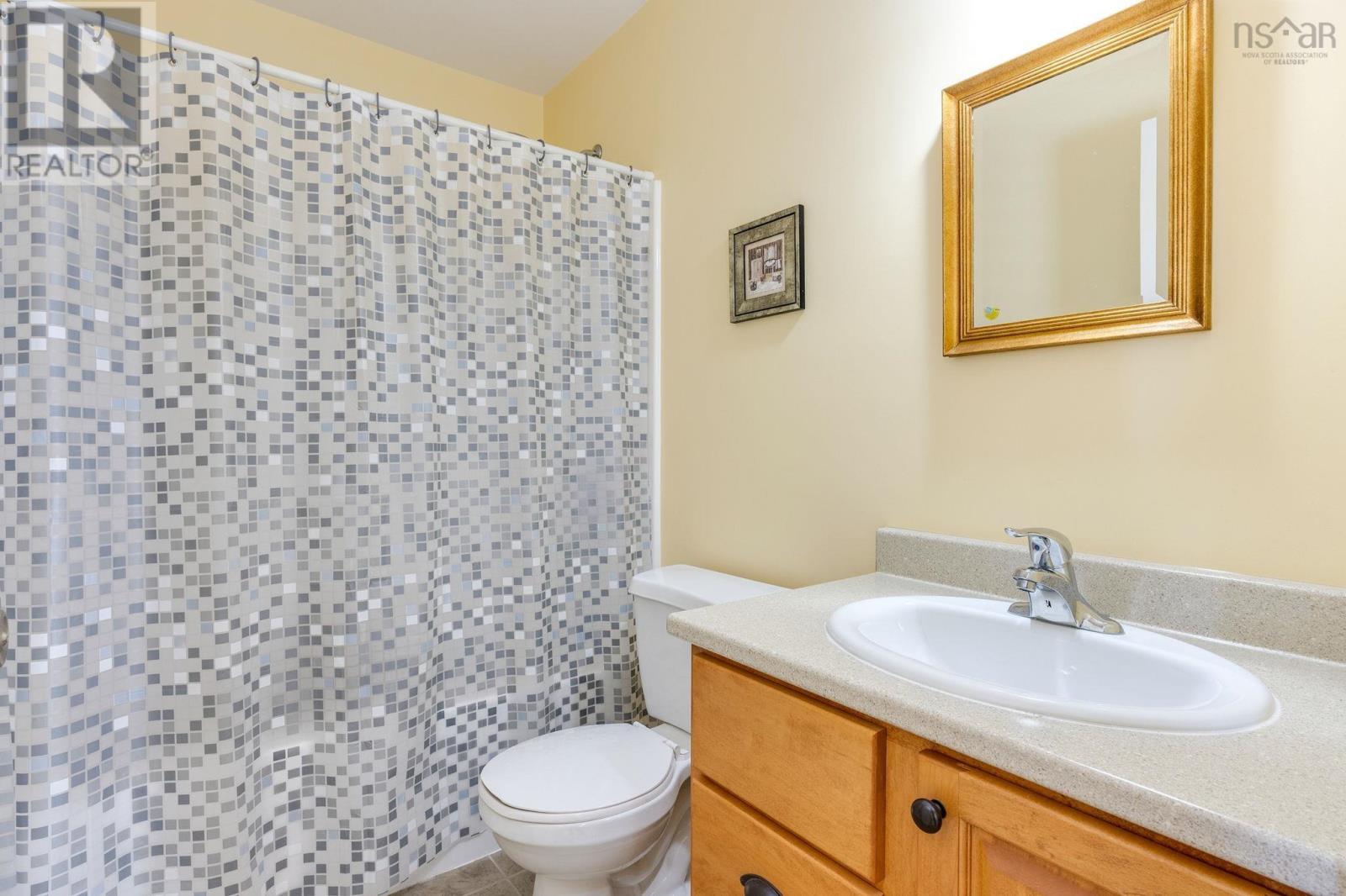 76 Outrigger Crescent, Halifax, Nova Scotia  B3M 4V8 - Photo 33 - 202623237