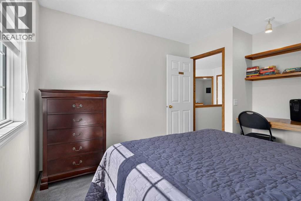 9867 Hidden Valley Drive Nw, Calgary, Alberta  T3A 5K5 - Photo 29 - A2342671