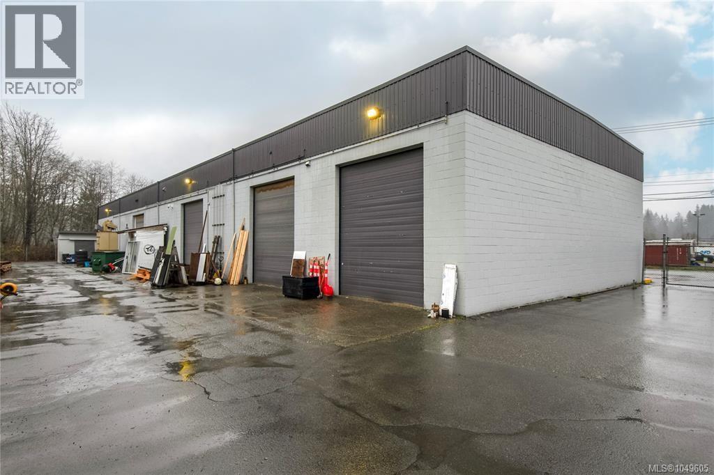 M 1580 Willow St, Campbell River, British Columbia  V9W 3M7 - Photo 2 - 1049605