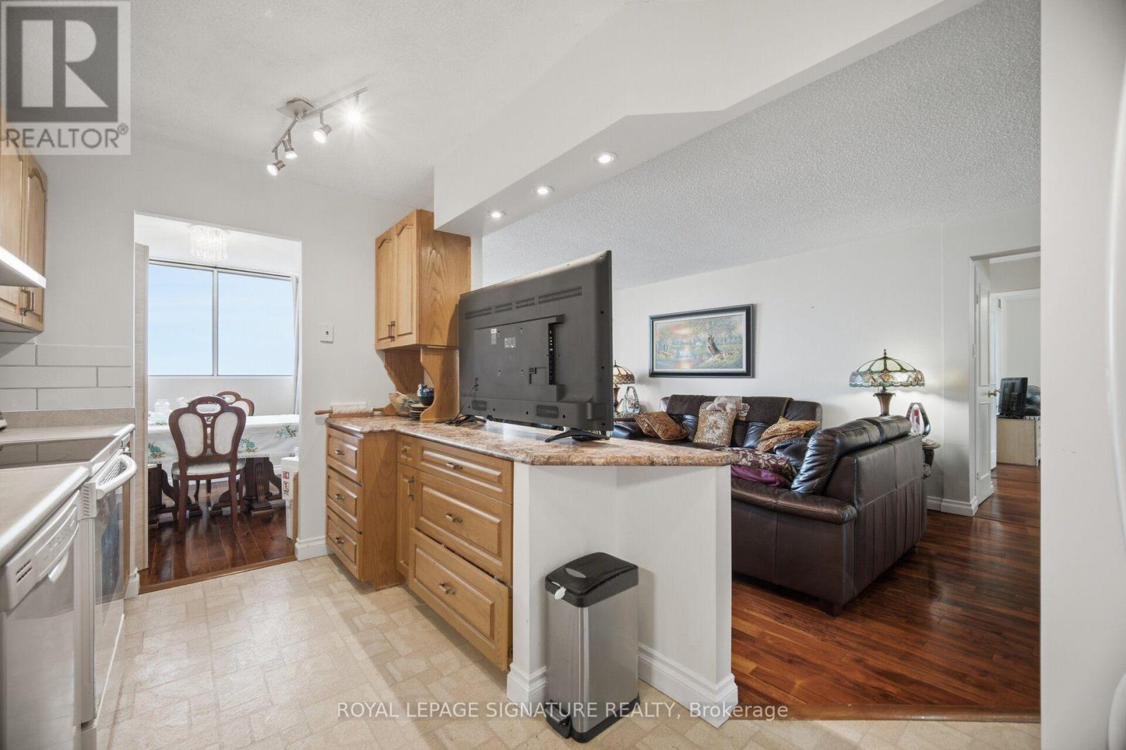 802 - 375 King Street N, Waterloo, Ontario  N2J 4L6 - Photo 17 - X13781560