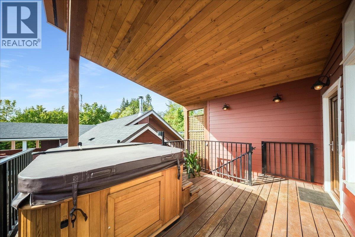 2460 Fourth Avenue, Rossland, British Columbia  V0G 1Y0 - Photo 38 - 10400638