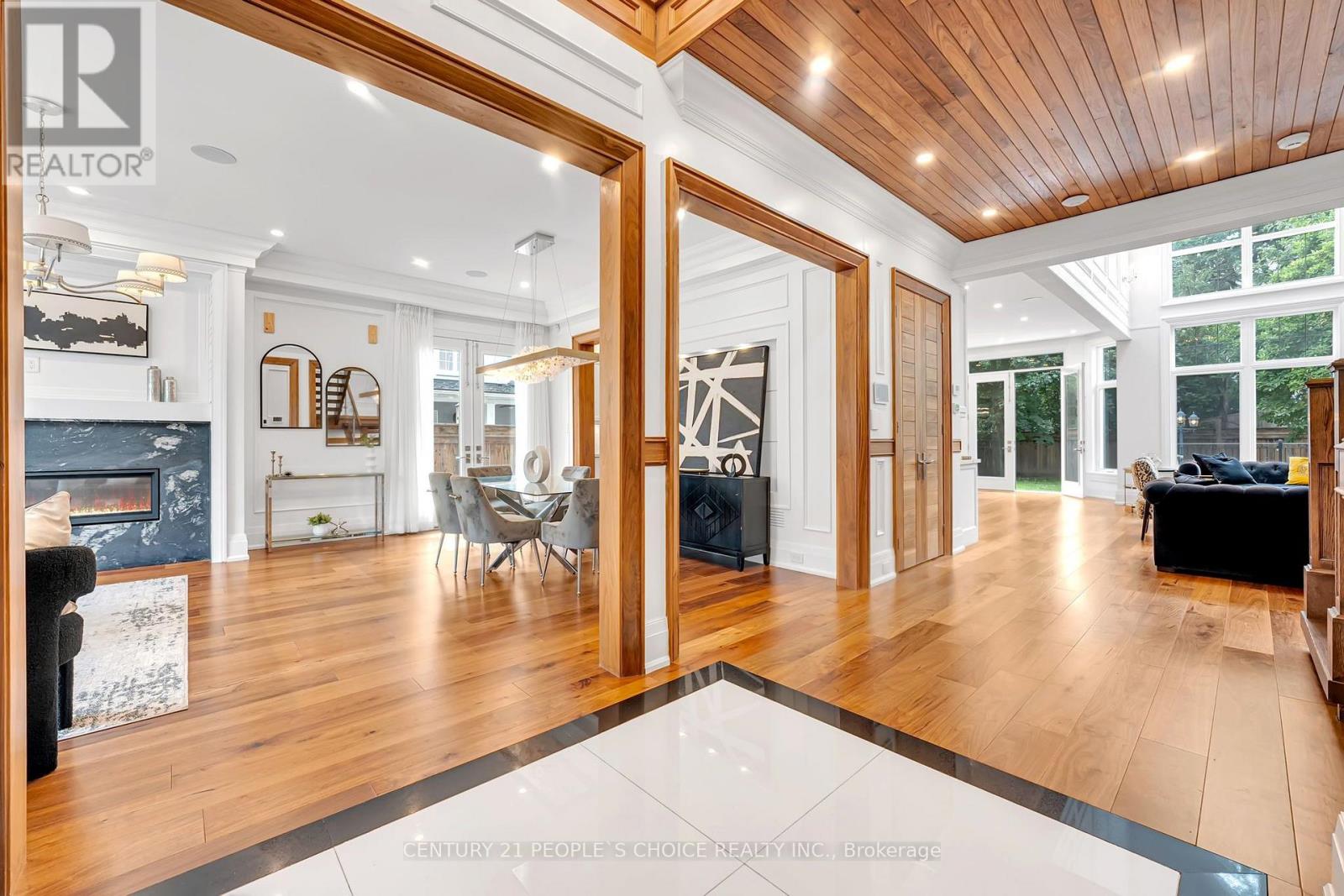 2115 Rebecca Street, Oakville, Ontario  L6L 2A4 - Photo 6 - W13776572