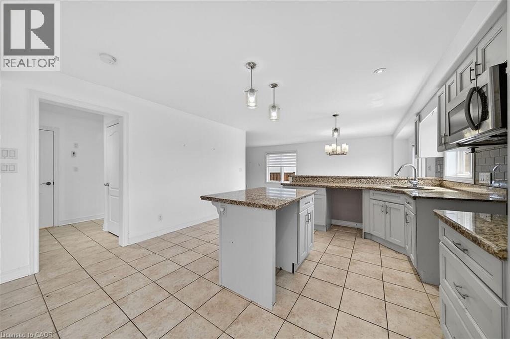 9128 Hendershot Boulevard, Niagara Falls, Ontario  L2H 0E3 - Photo 11 - 40863264