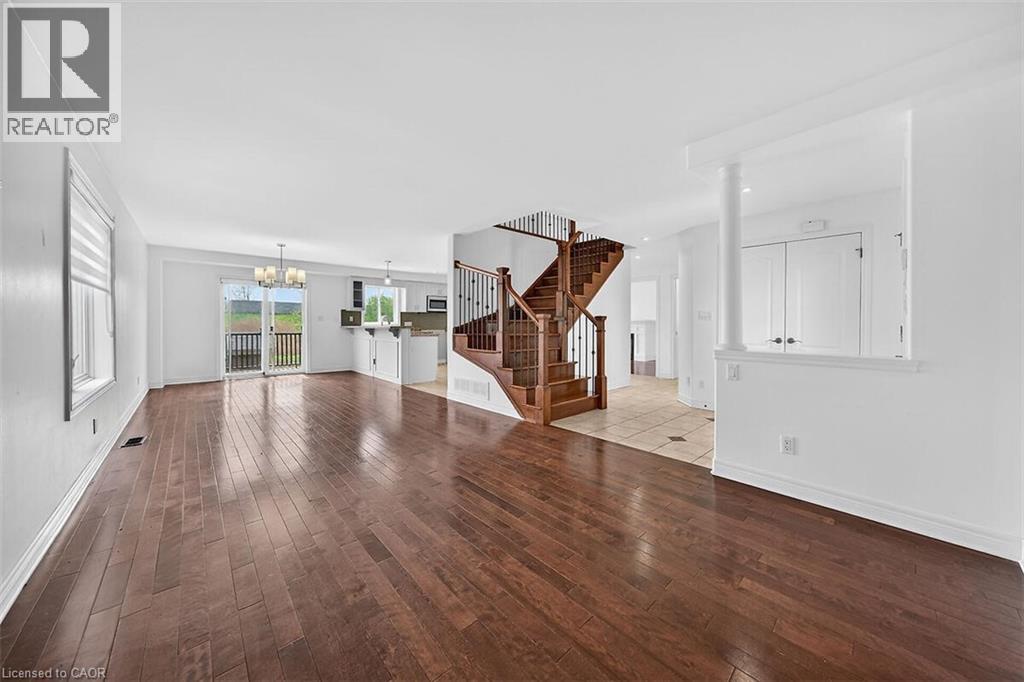 9128 Hendershot Boulevard, Niagara Falls, Ontario  L2H 0E3 - Photo 7 - 40863264