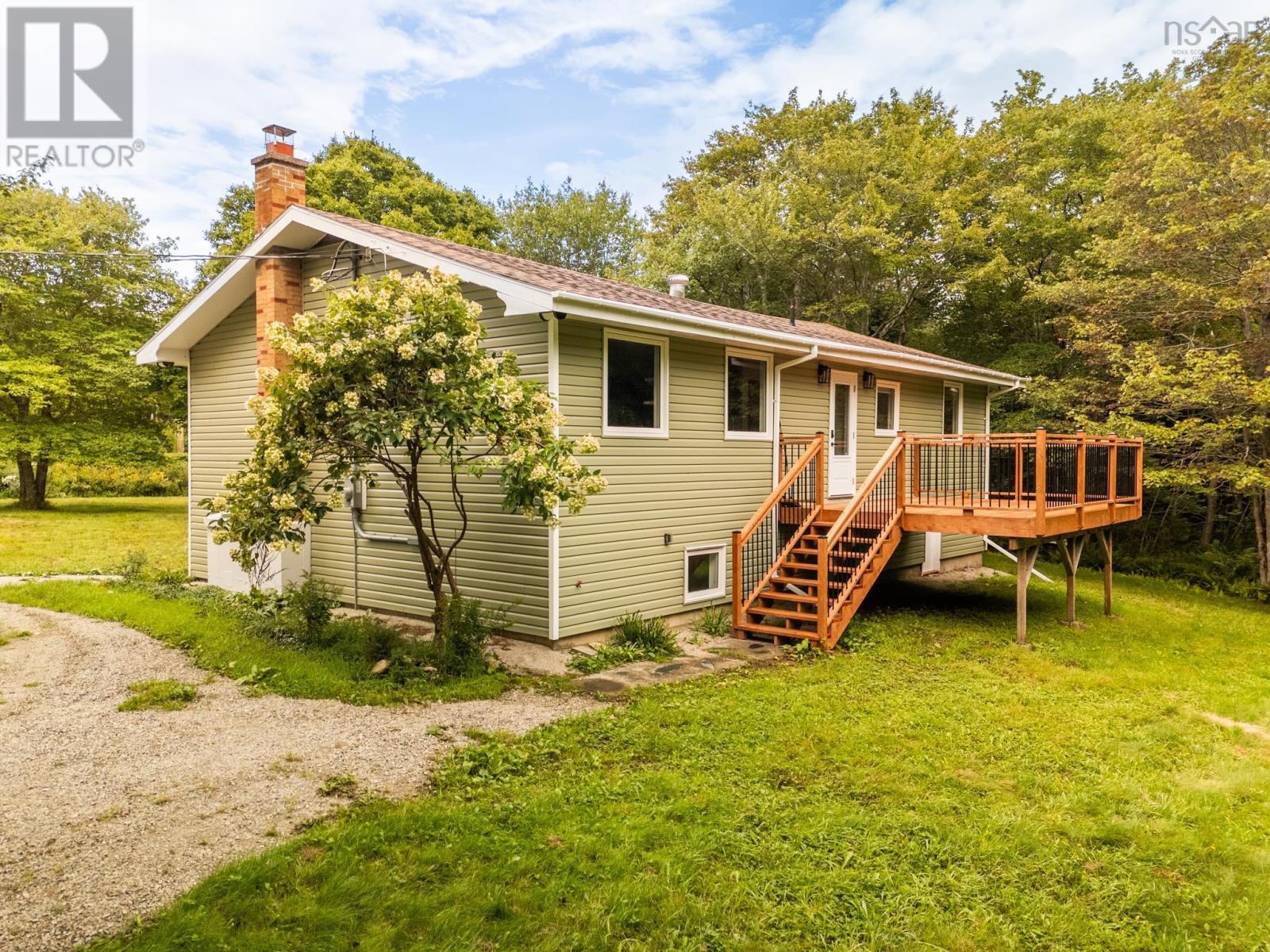 2350 Highway 1, Wellington, Nova Scotia  B5A 5A8 - Photo 2 - 202615172
