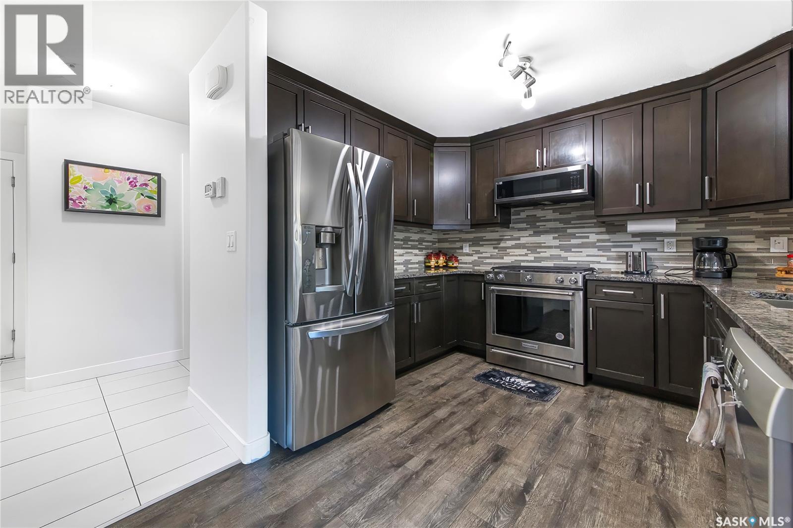 546 Kolynchuk Crescent, Saskatoon, Saskatchewan  S7T 0V9 - Photo 11 - SK048394