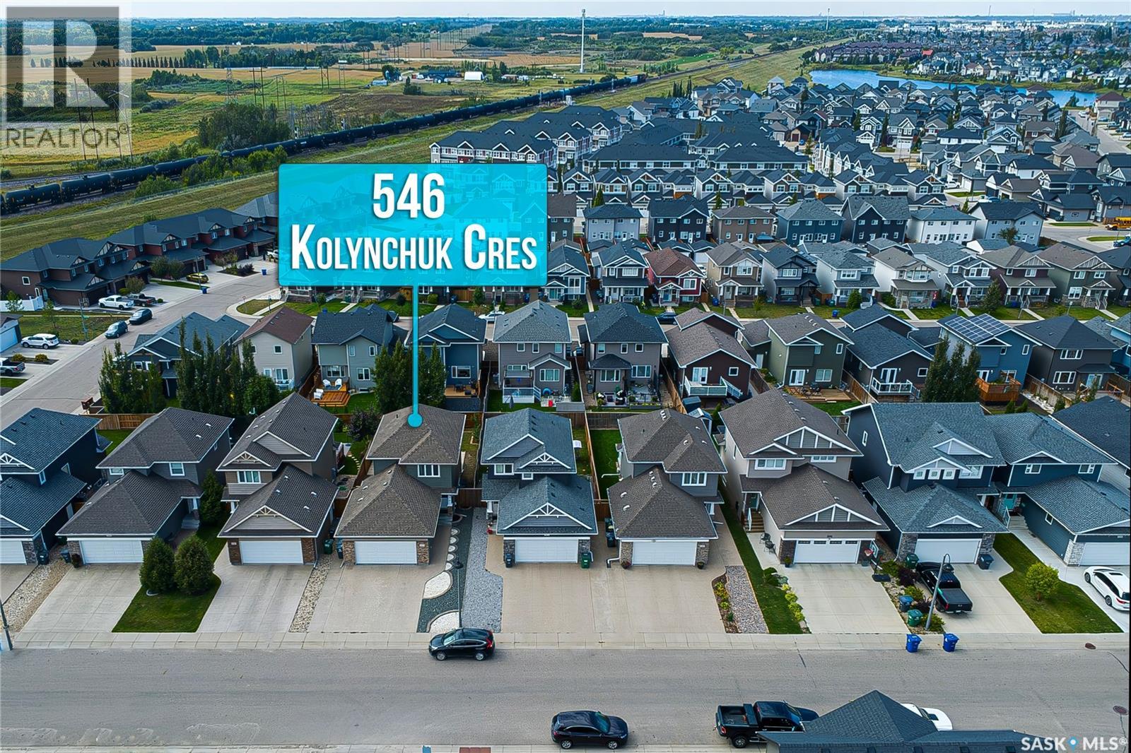 546 Kolynchuk Crescent, Saskatoon, Saskatchewan  S7T 0V9 - Photo 2 - SK048394