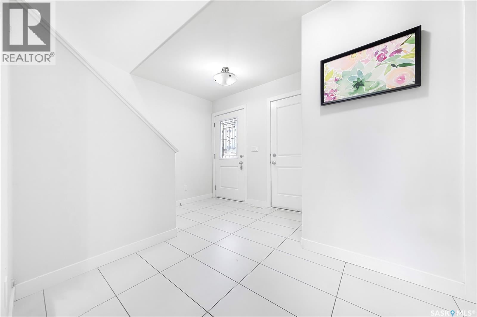 546 Kolynchuk Crescent, Saskatoon, Saskatchewan  S7T 0V9 - Photo 7 - SK048394