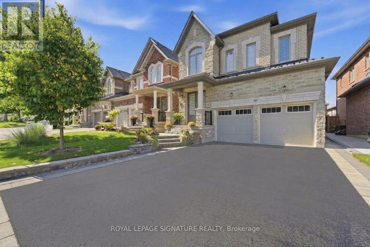 68 DUGGAN STREET, Aurora, Ontario