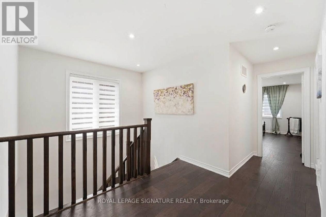 68 Duggan Street, Aurora, Ontario  L4G 0Y8 - Photo 13 - N13658696