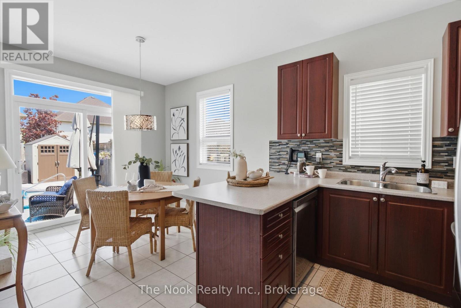 19 Alfred Shrubb Lane, Clarington, Ontario  L1C 0B1 - Photo 8 - E13781678