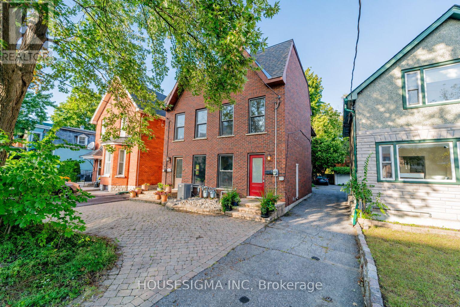 43 SWEETLAND AVENUE, Ottawa, Ontario