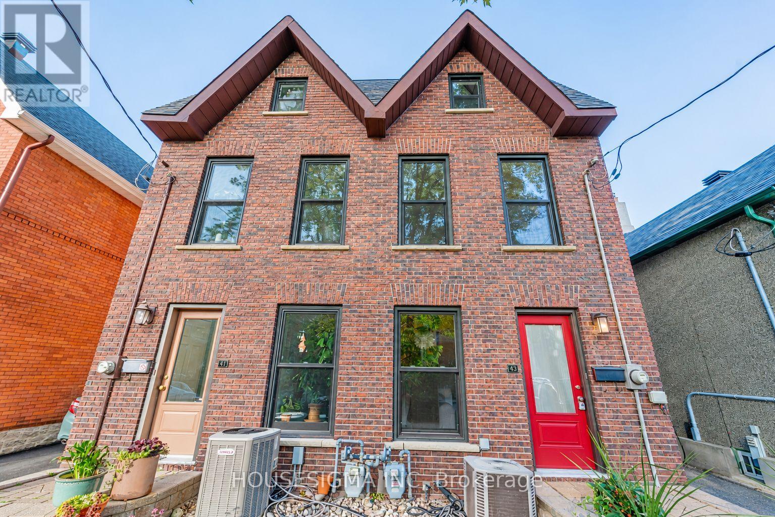 43 Sweetland Avenue, Ottawa, Ontario  K1N 7T7 - Photo 2 - X13781496