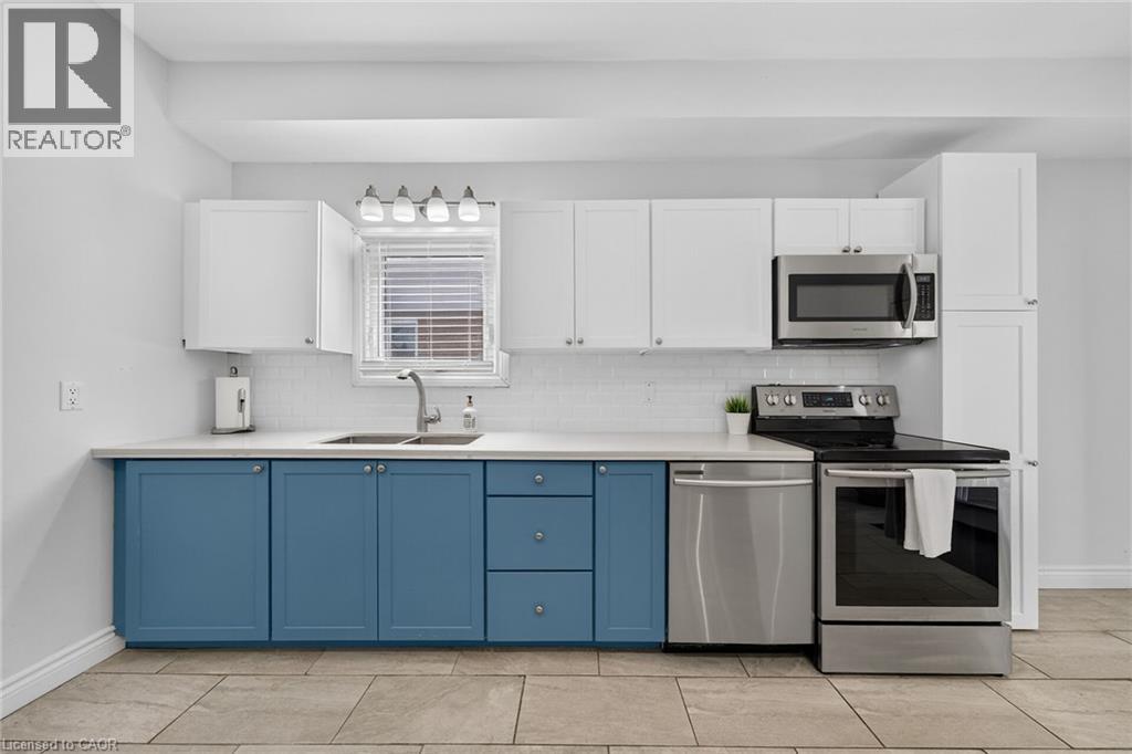 56 East 23rd Street, Hamilton, Ontario  L8V 2W6 - Photo 18 - 40854805