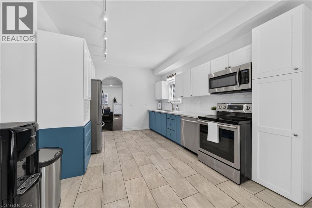 56 East 23rd Street, Hamilton, Ontario  L8V 2W6 - Photo 21 - 40854805
