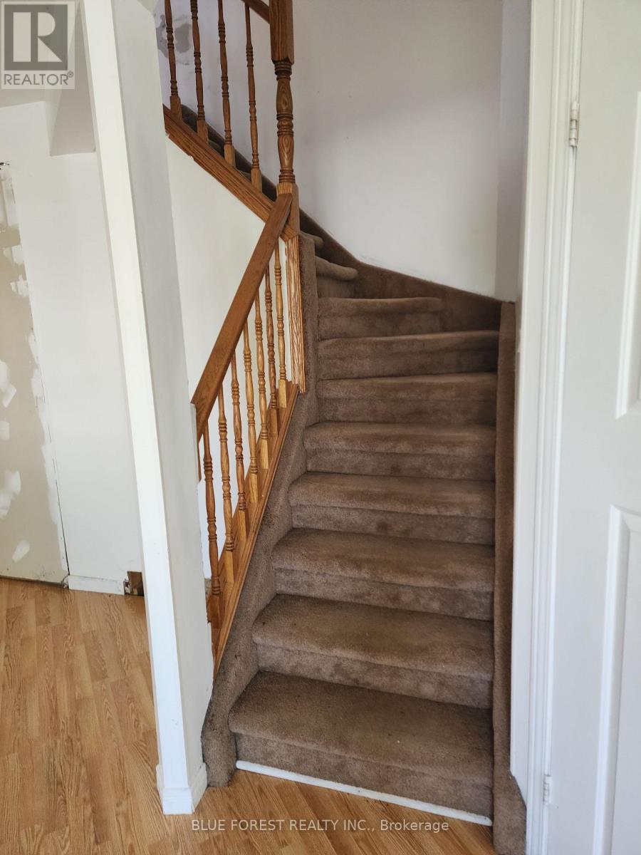 953 Prosperity Court, London East, Ontario  N5V 5C7 - Photo 5 - X13781766