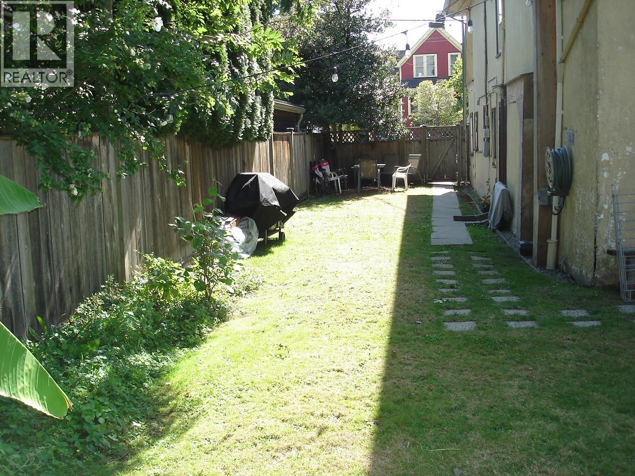 1745 Graveley Street, Vancouver, British Columbia  V5L 3A9 - Photo 39 - R3164987