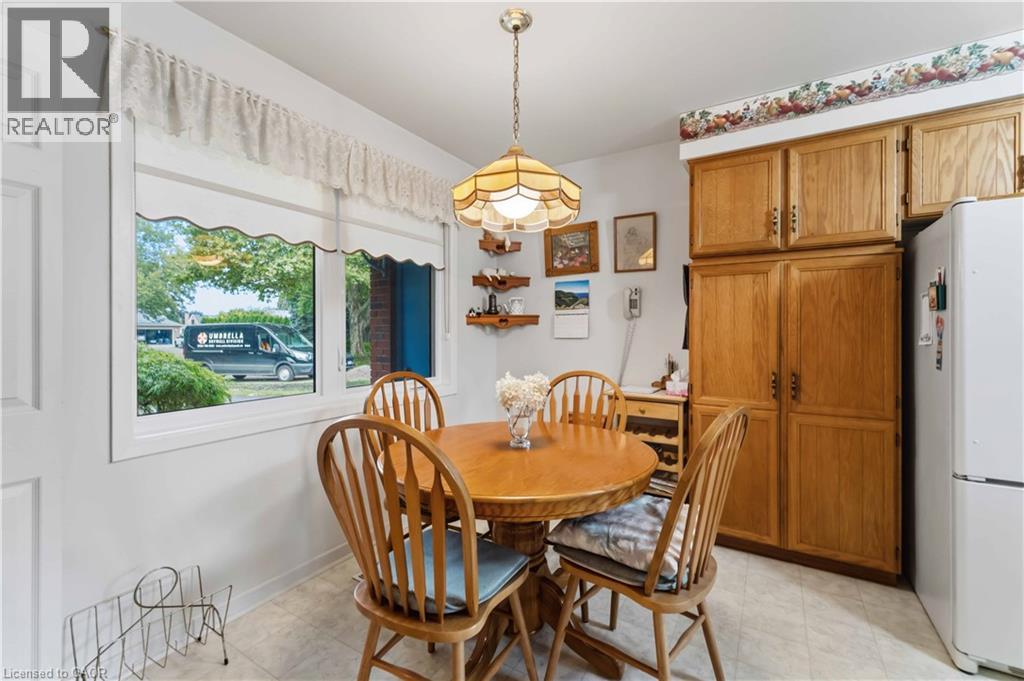38 Driftwood Court, Grimsby, Ontario  L3M 4Y1 - Photo 17 - 40862500