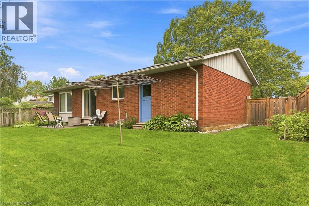 38 Driftwood Court, Grimsby, Ontario  L3M 4Y1 - Photo 42 - 40862500
