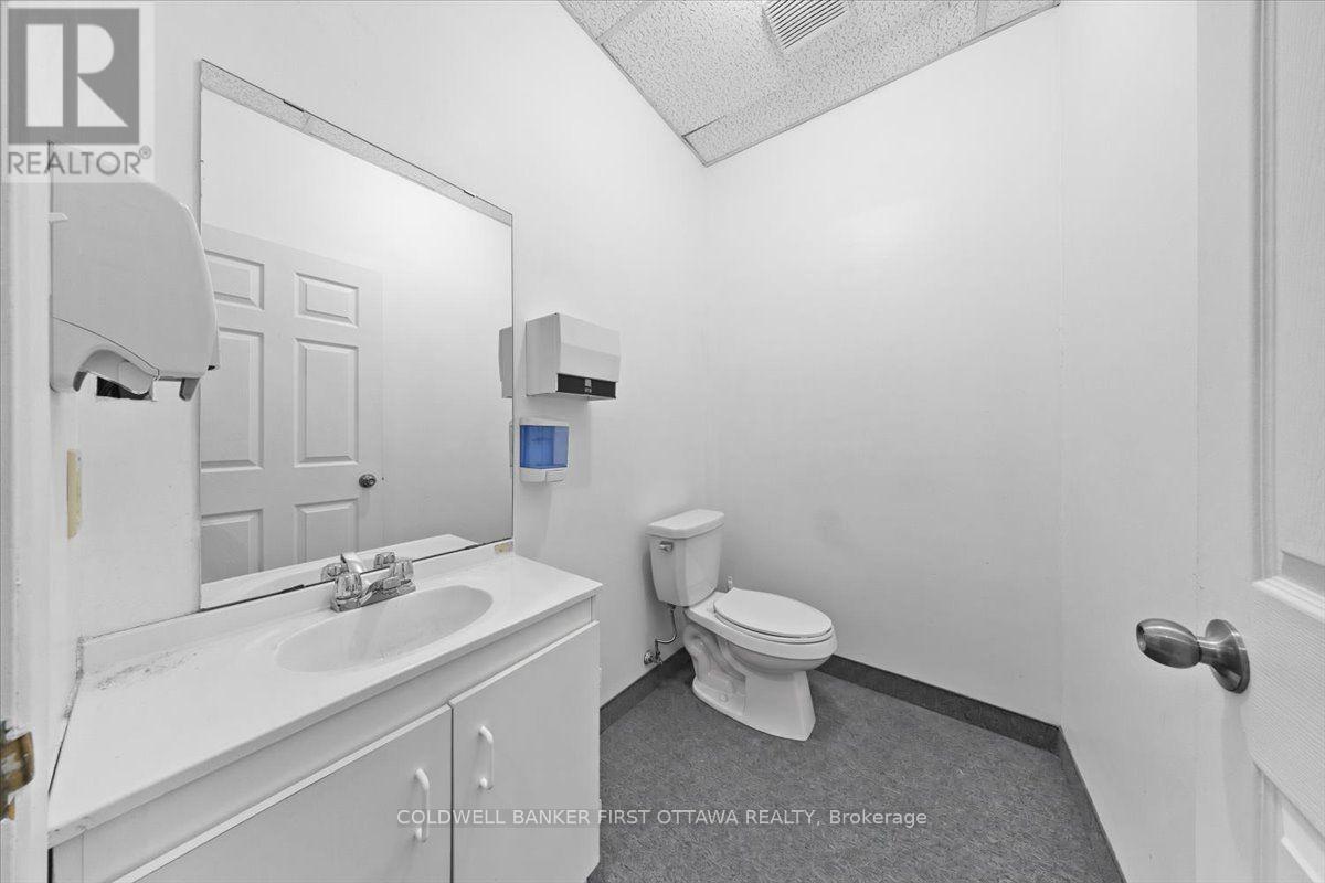 33 - 2000 Thurston Drive, Ottawa, Ontario  K1G 4K7 - Photo 30 - X13781724