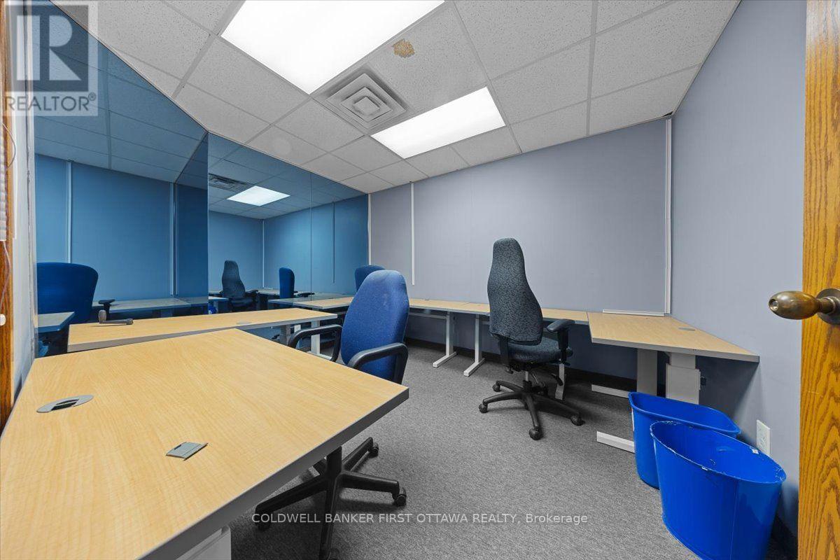 33 - 2000 Thurston Drive, Ottawa, Ontario  K1G 4K7 - Photo 8 - X13781754