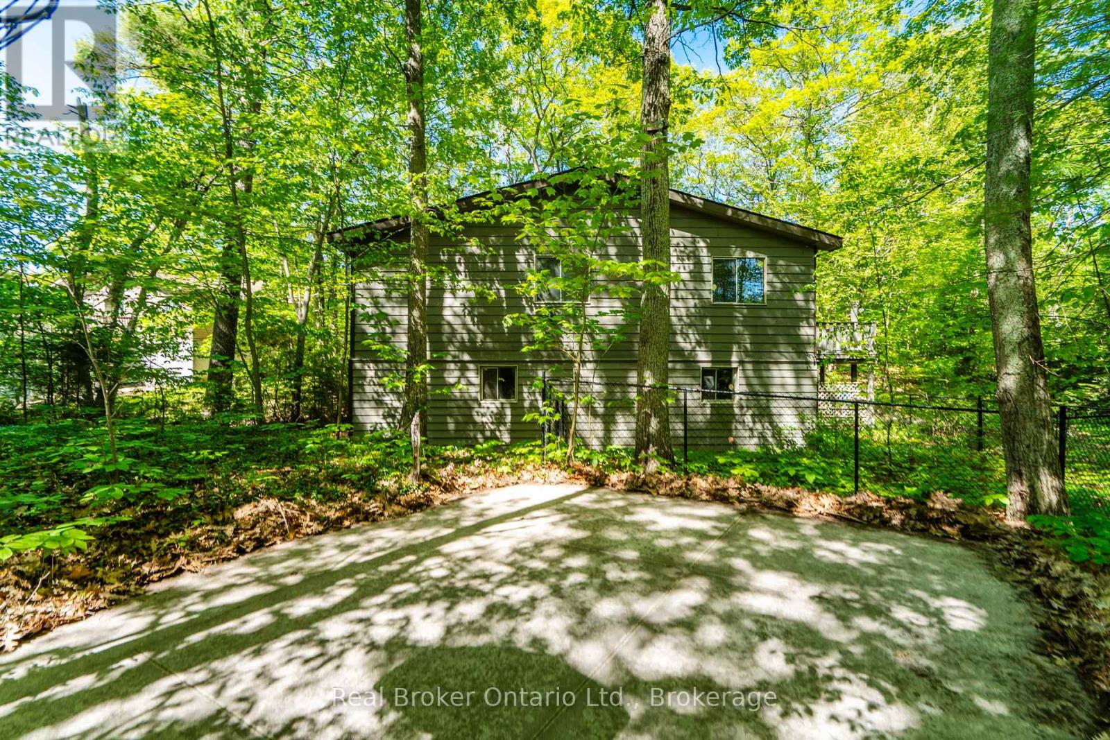 208 Desroches Trail, Tiny, Ontario  L9M 0H9 - Photo 20 - S13416898