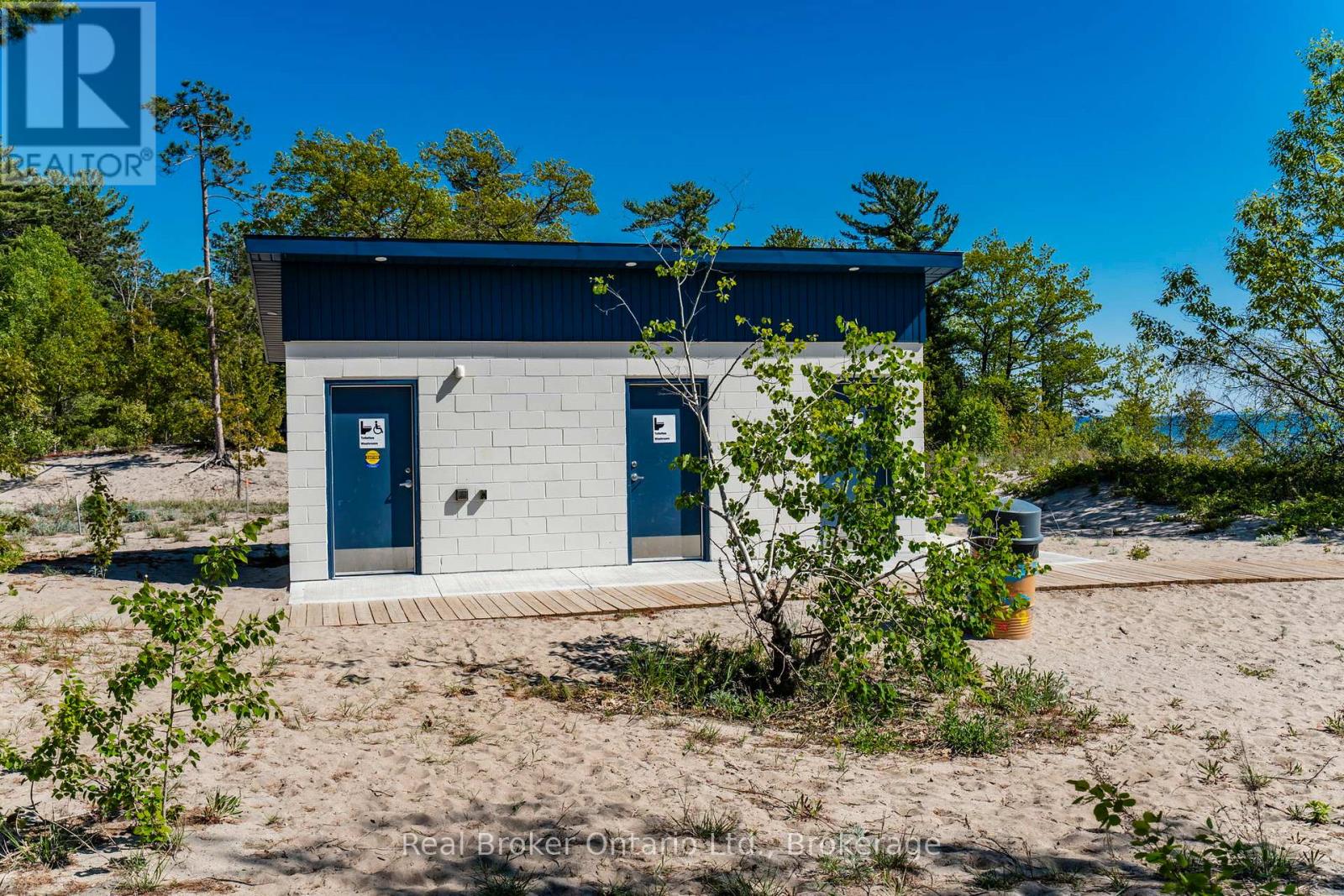 208 Desroches Trail, Tiny, Ontario  L9M 0H9 - Photo 25 - S13416898