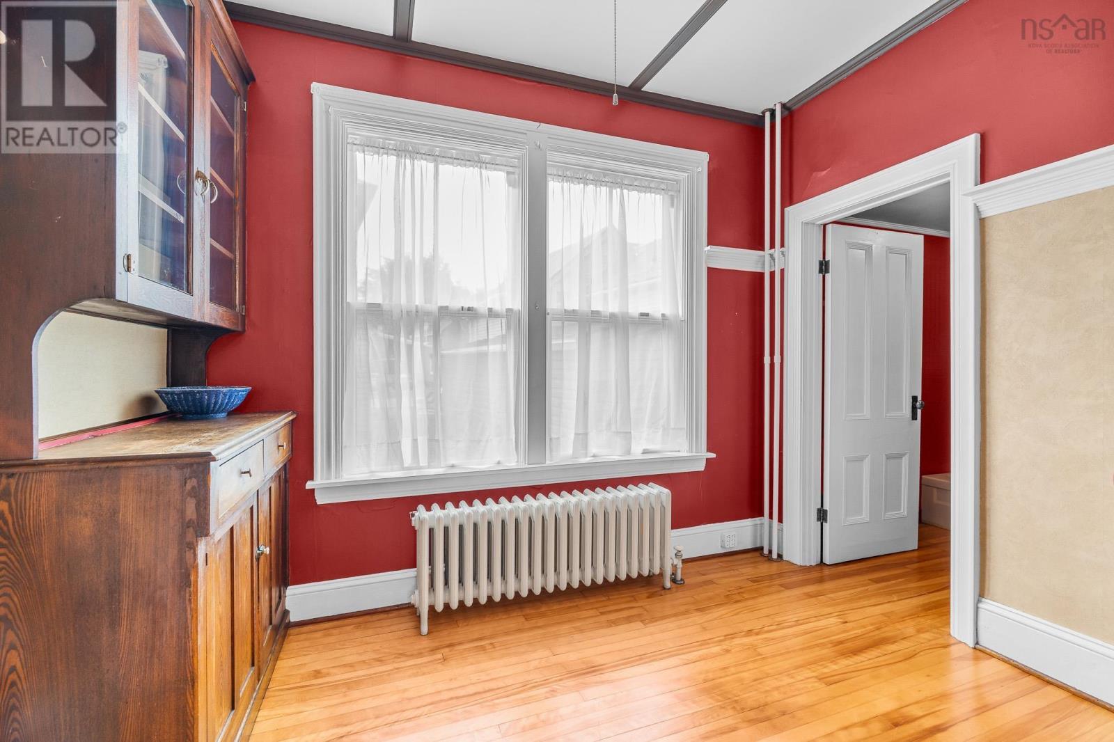 28 Arlington Place photo 18