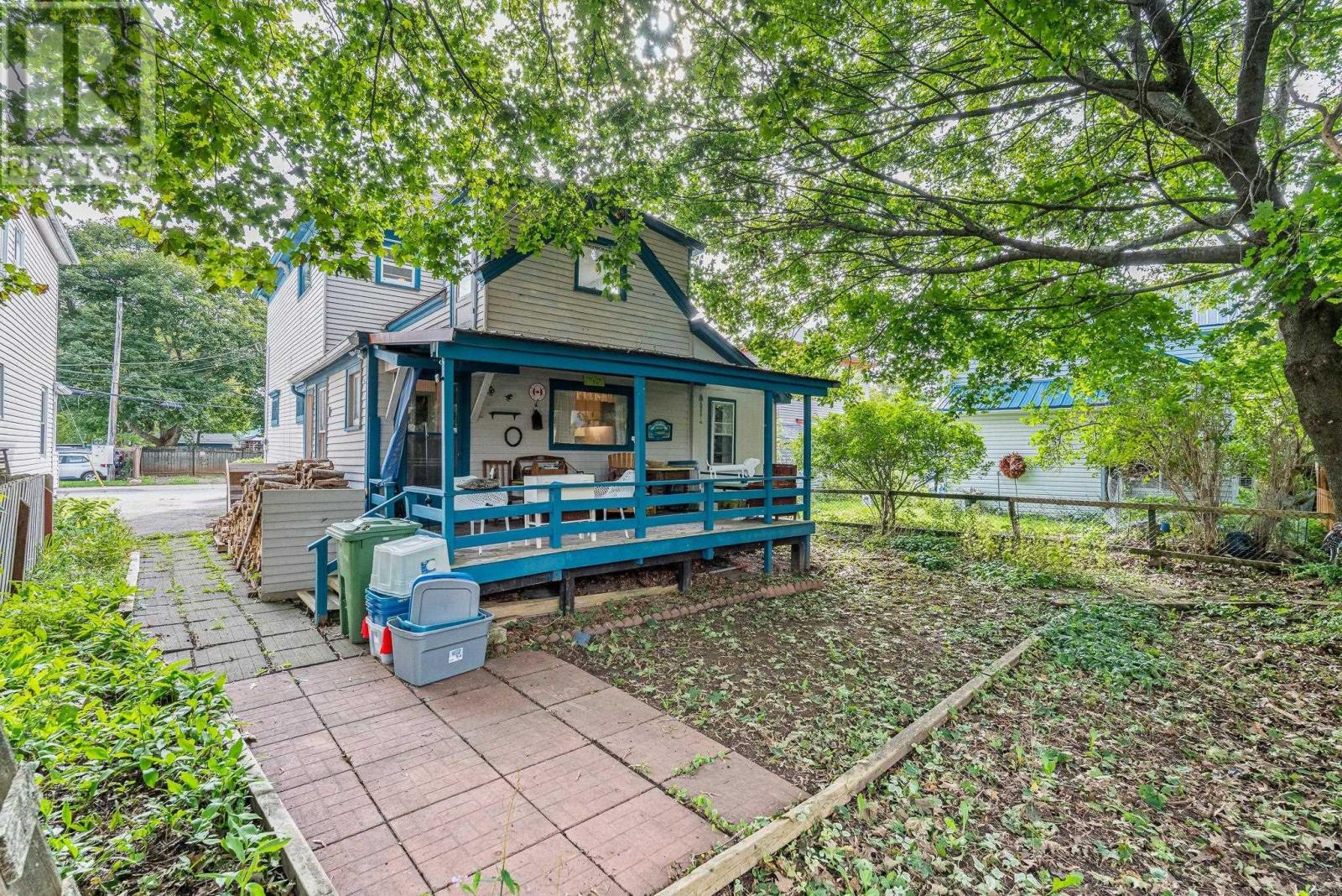 28 Arlington Place photo 43