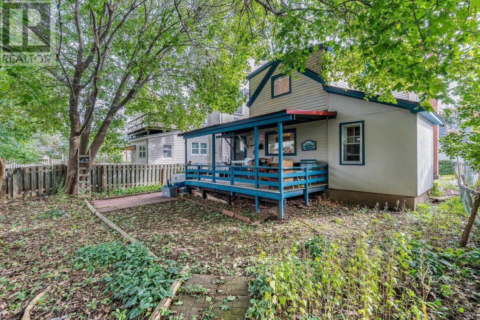 28 Arlington Place photo 45