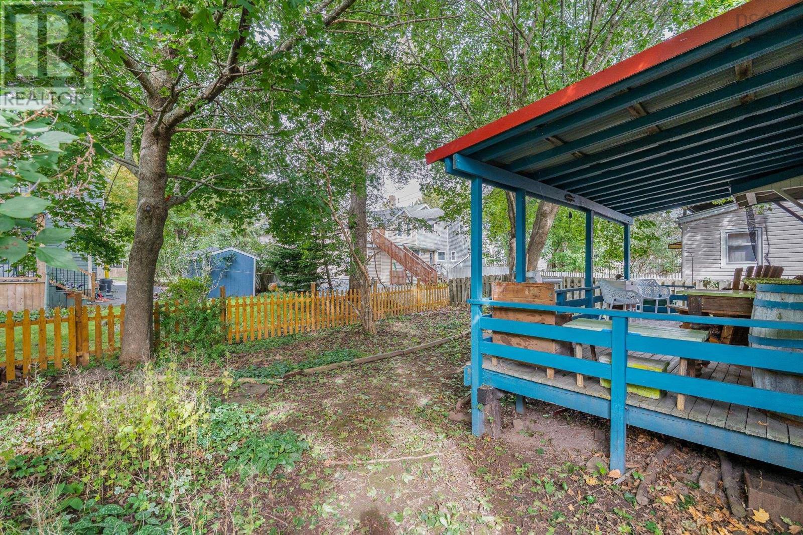 28 Arlington Place photo 46