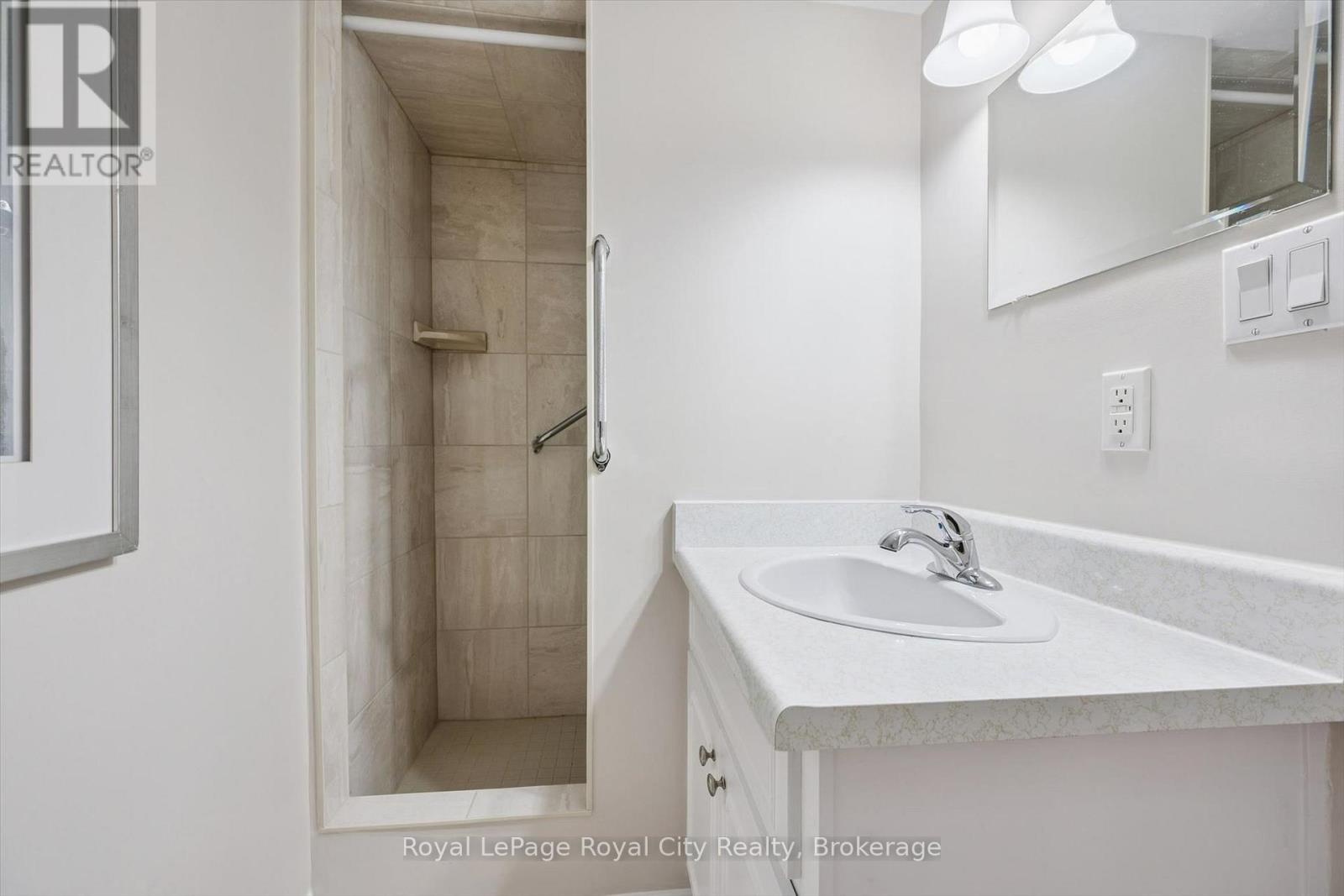 40 Bishop Court, Guelph, Ontario  N1G 2R9 - Photo 31 - X13781712