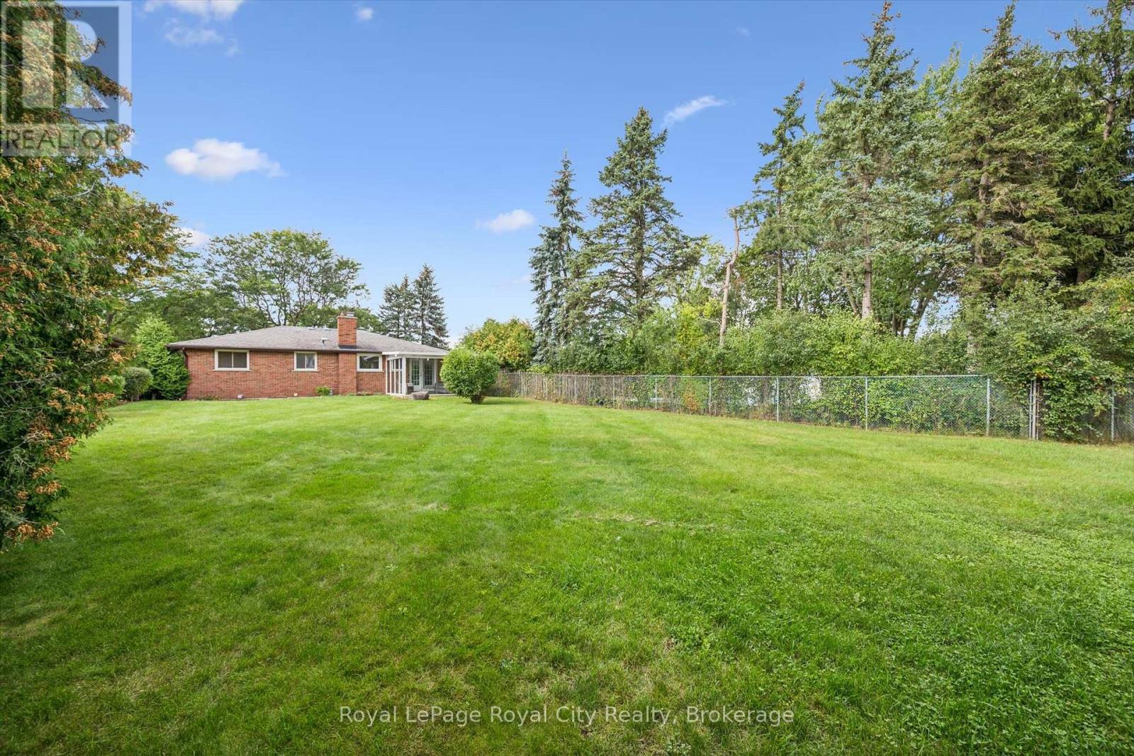 40 Bishop Court, Guelph, Ontario  N1G 2R9 - Photo 34 - X13781712